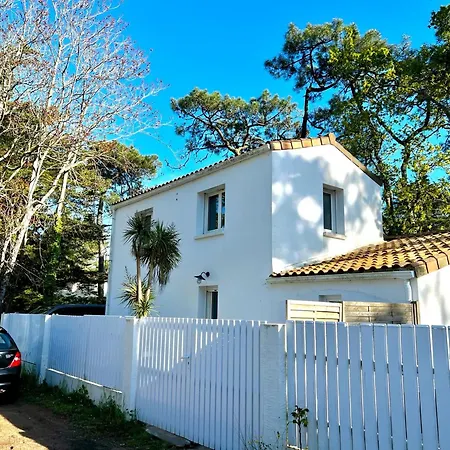 Maison De à La Tranche-sur-mer, Proche Et Commerces, 3 Chambres, Terrasse Et Jardin - Fr-1-22-365 *